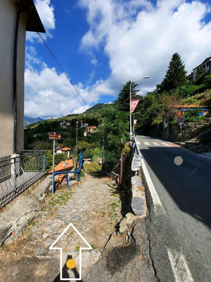 Casa Vacanze Da Oscar Villa Triora Buitenkant foto